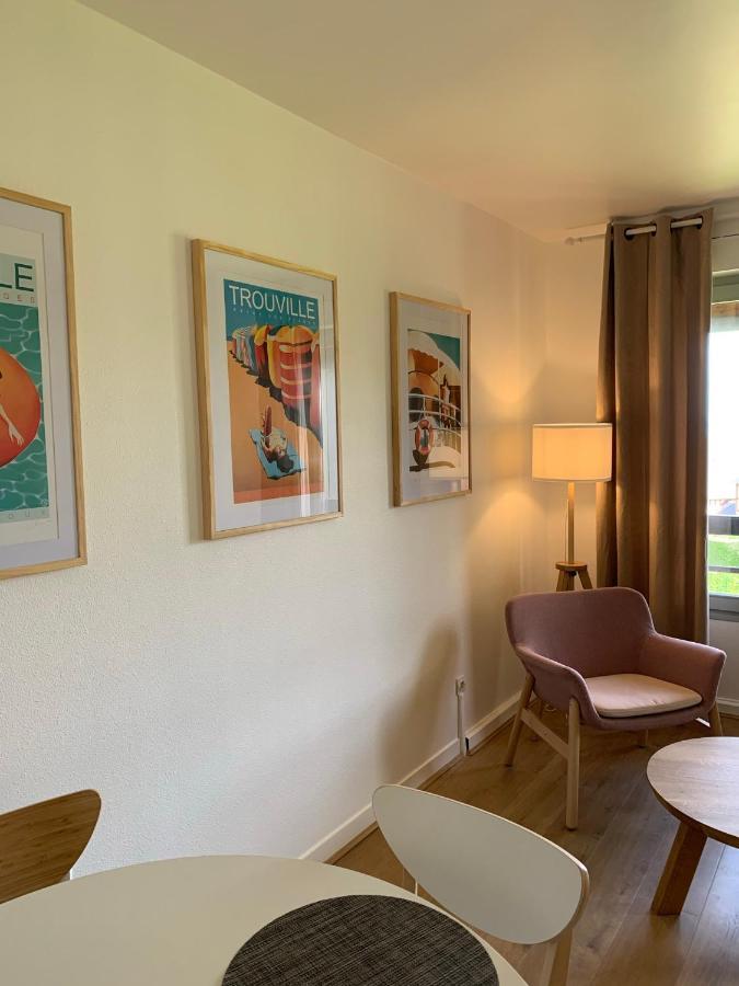 L'Appartement vue mer de la Villa des Rosiers - Trouville sur Mer Extérieur photo